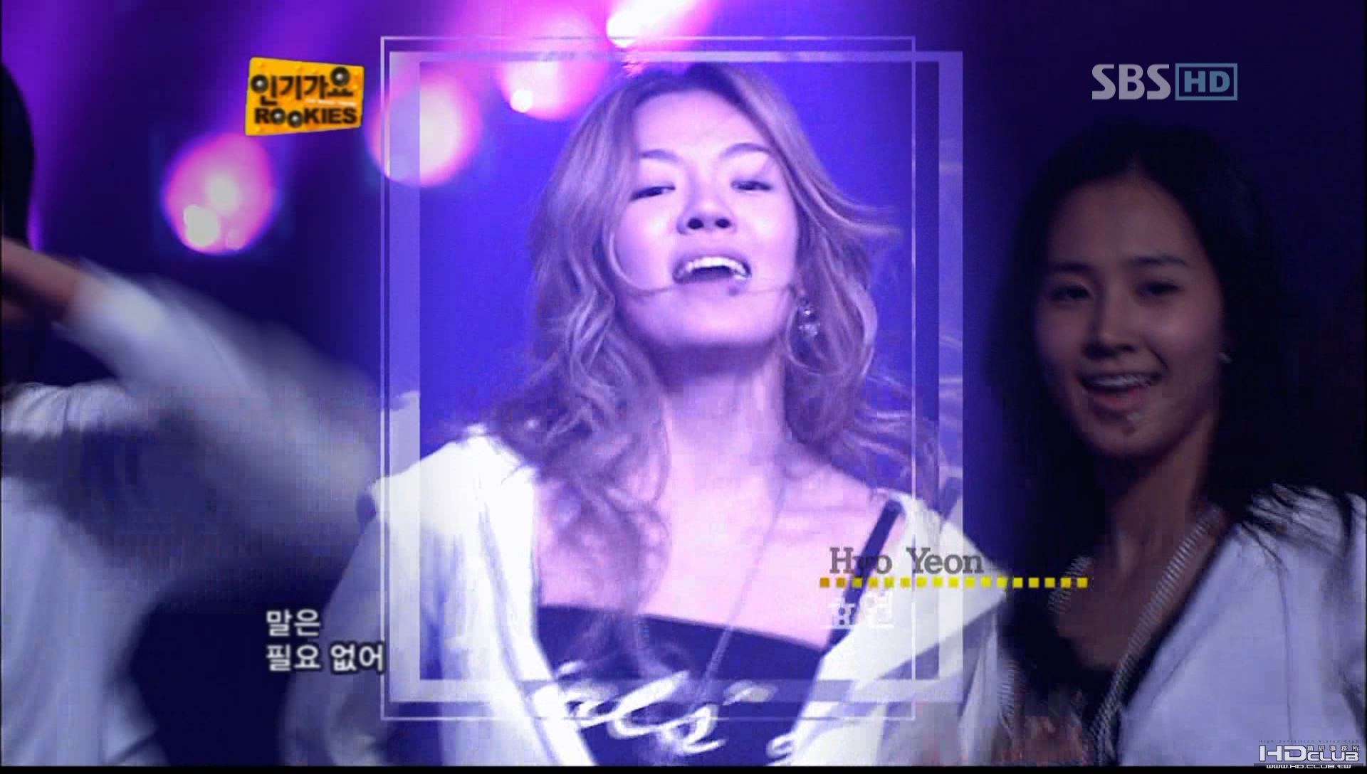070805 SNSD - Into The New World.ts_snapshot_02.49_[2010.03.30_00.19.26].jpg