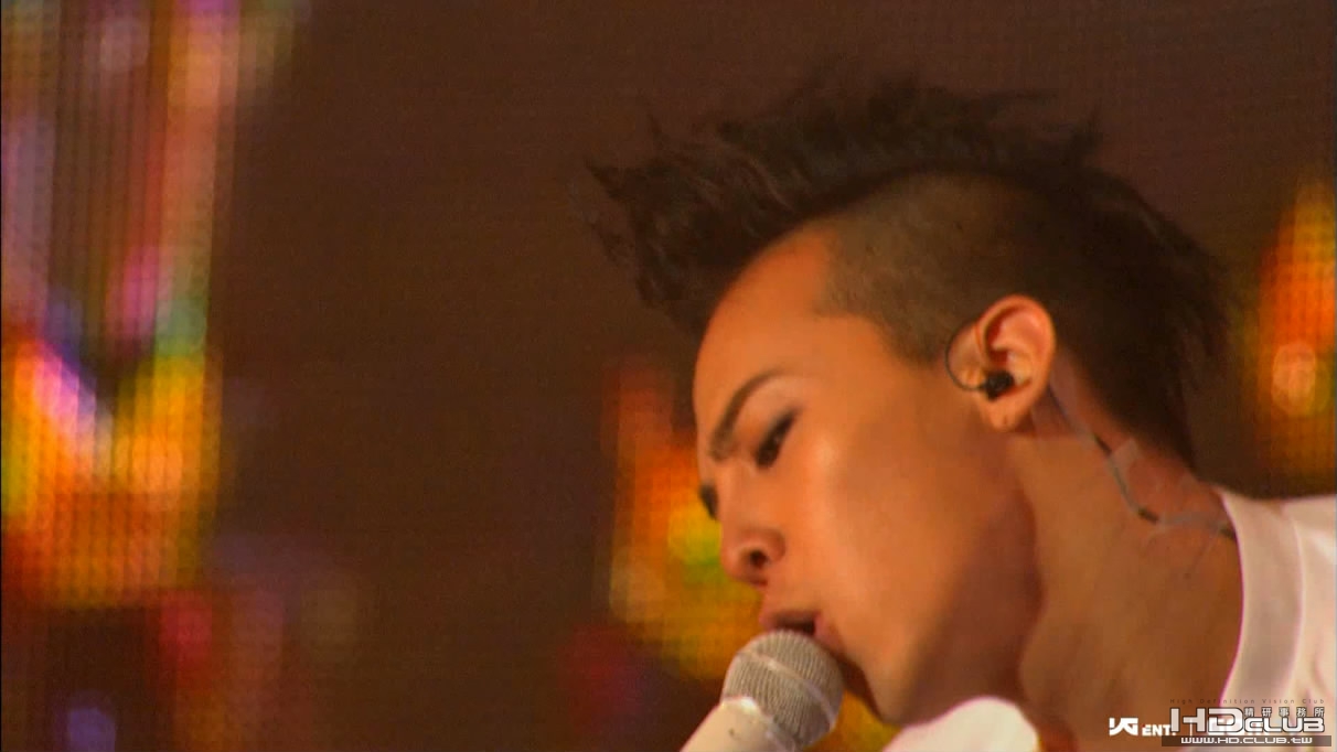 G-Dragon.一年停車場([20100407-2143017].JPG