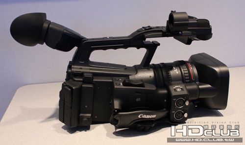 Canon_XF300_Right2.jpg