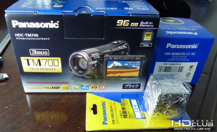 Panasonic  TM700