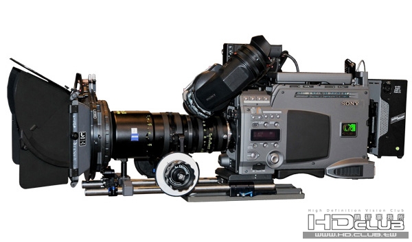 SRW_9000-01.jpg