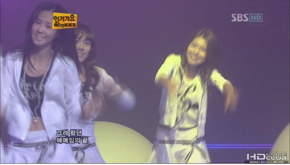 SNSD - Into The New World [Live 2007.08.05][(004535)11-51-13].JPG