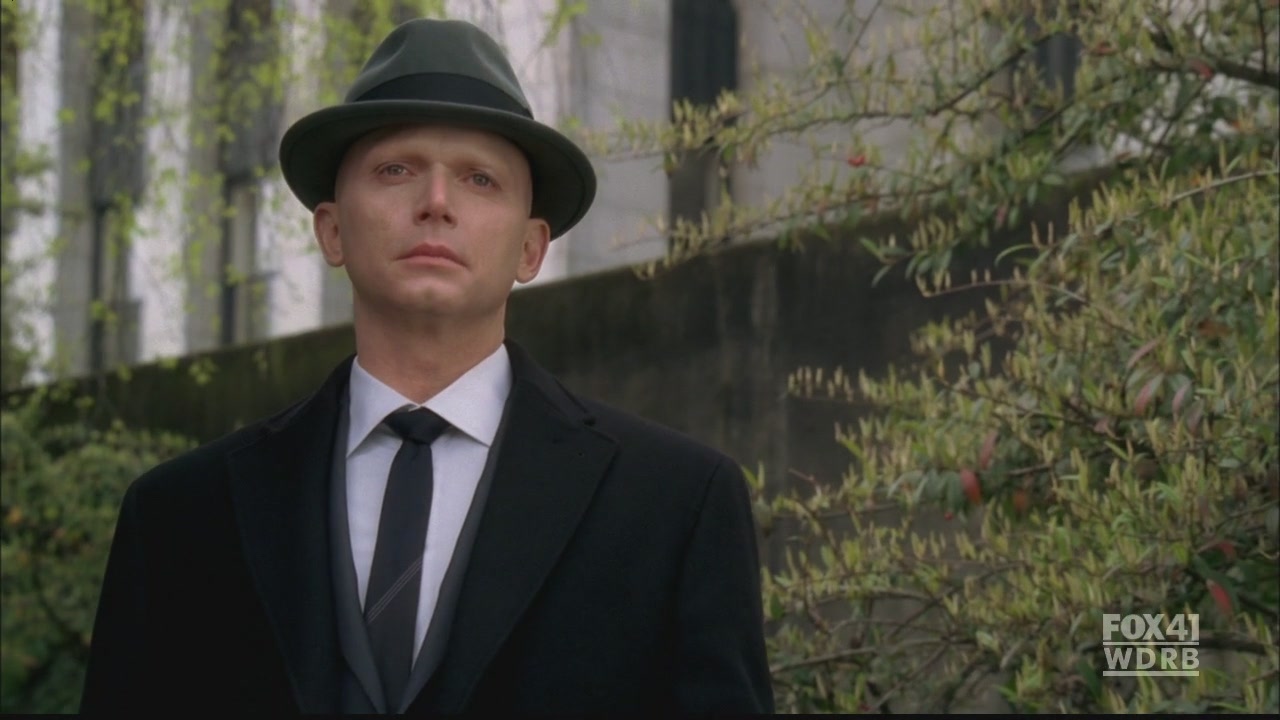 Fringe.S02E20.720p.HDTV.X264-DIMENSION.JPG