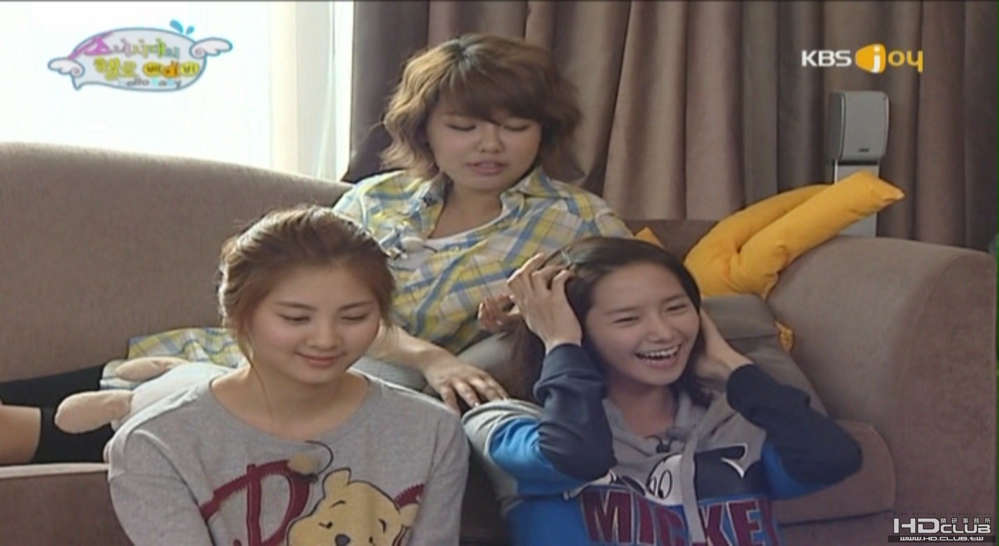 091020 SNSD`s HelloBaby.Episode18[(015376)03-19-37].JPG
