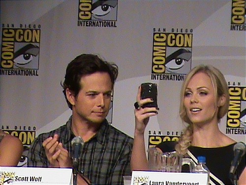 v_comiccon2010_20100725_001_tn.jpg