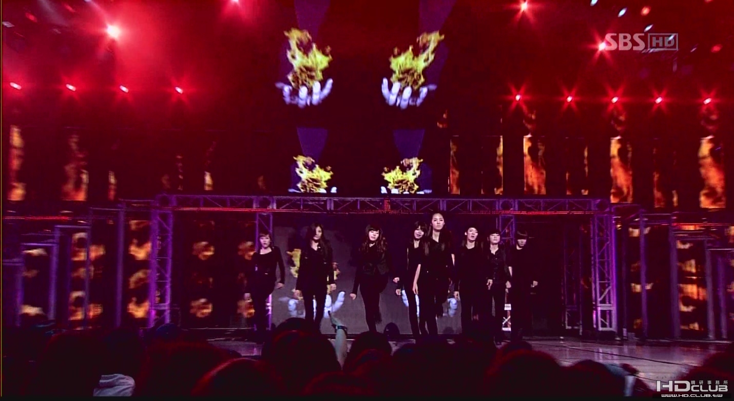 SNSD - TOP [Live 2008.09.07][(000807)02-02-41].JPG