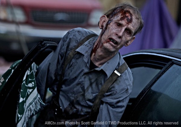 The_Walking_Dead_image_AMC-600x422.jpg