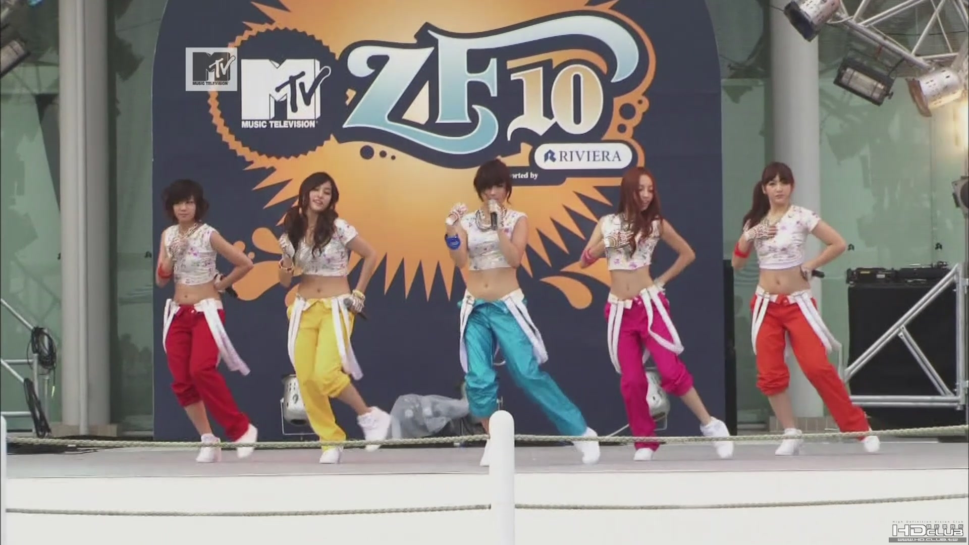 [hd.club] KARA_ミスター [MTV Zusihi Festival_100827]_1080_AAC_461M.012-4.JPG