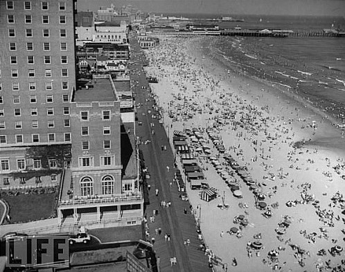 the_real_boardwalk_empire_11_001_tn.jpg