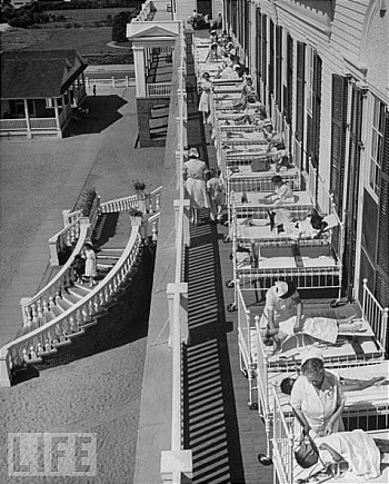 the_real_boardwalk_empire_29_001_tn.jpg
