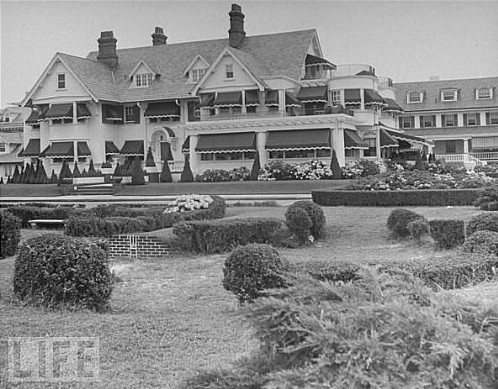 the_real_boardwalk_empire_35_001_tn.jpg