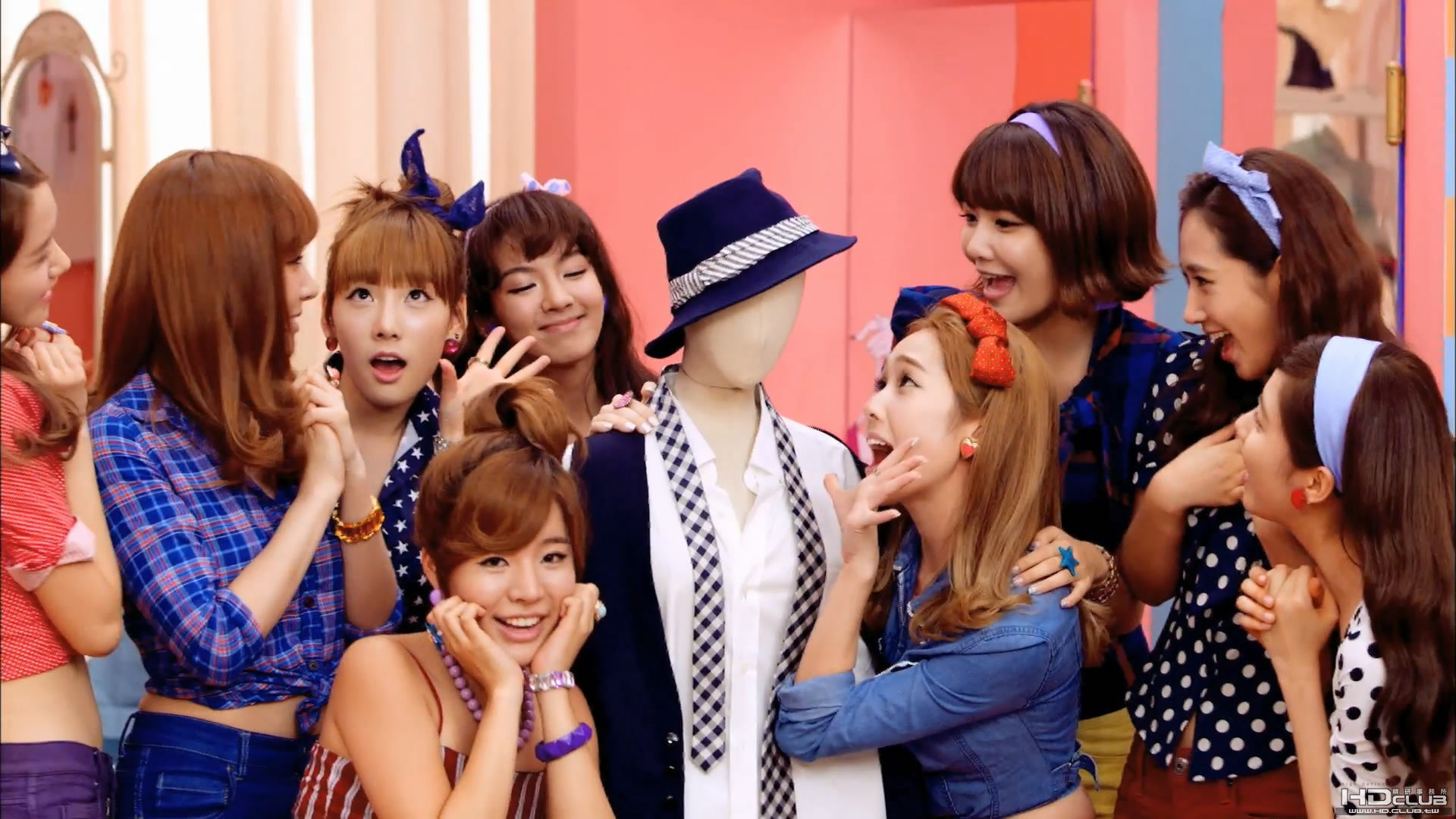 (멜론)_Gee-소녀시대-PC-FullHD.mp4_snapshot_01.22_[2010.10.22_01.04.50].jpg