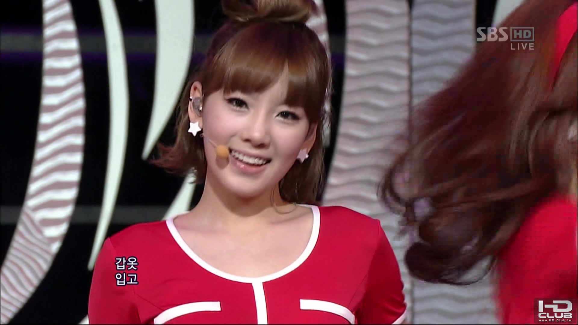 101107 SBS Inkigayo SNSD 少女時代 훗(Hoot) No.1.tp_03408.jpg