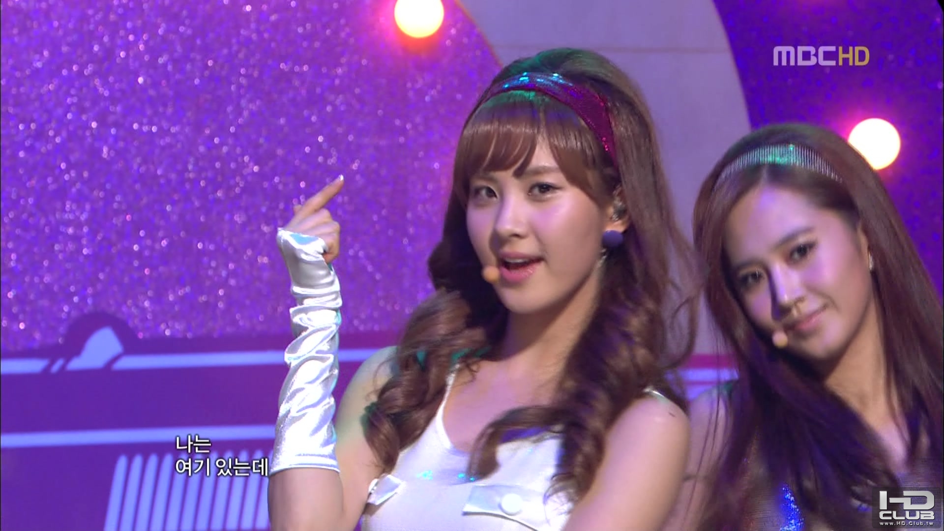 101120 MBC Show! Music Core SNSD 少女時代 - 훗(Hoot).tp_01423.jpg