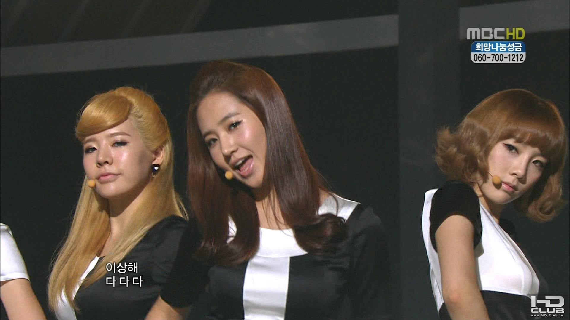 2] 101204 MBC Show! Music Core SNSD 少女時代 - 훗(Hoot).tp_00141.jpg