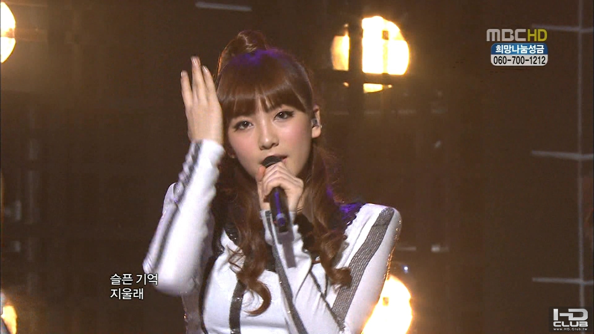 2] 101204 MBC Show! Music Core Kara - Jumping.ts_00040.jpg