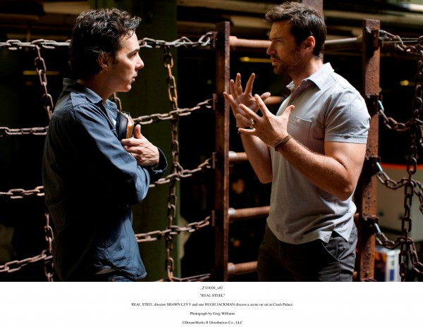 Hugh-Jackman-Real-Steel-movie-image-Shawn-Levy-600x464.jpg