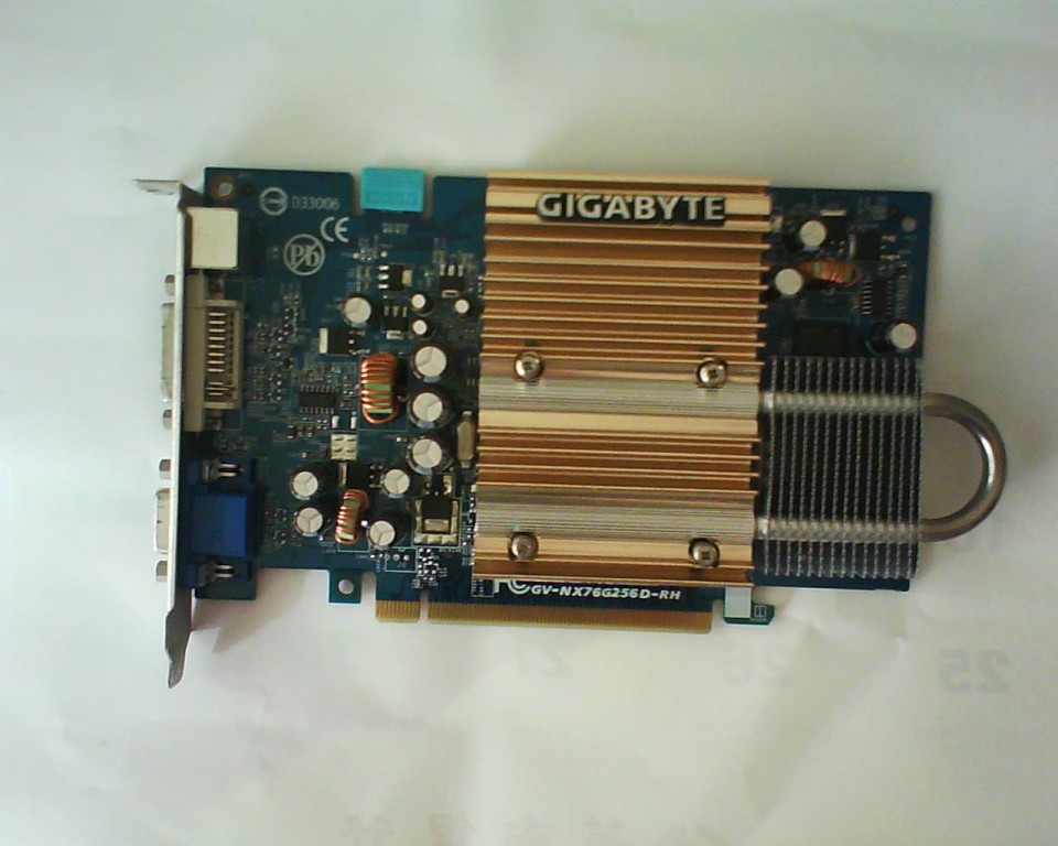技嘉7600GS 256MB顯示卡