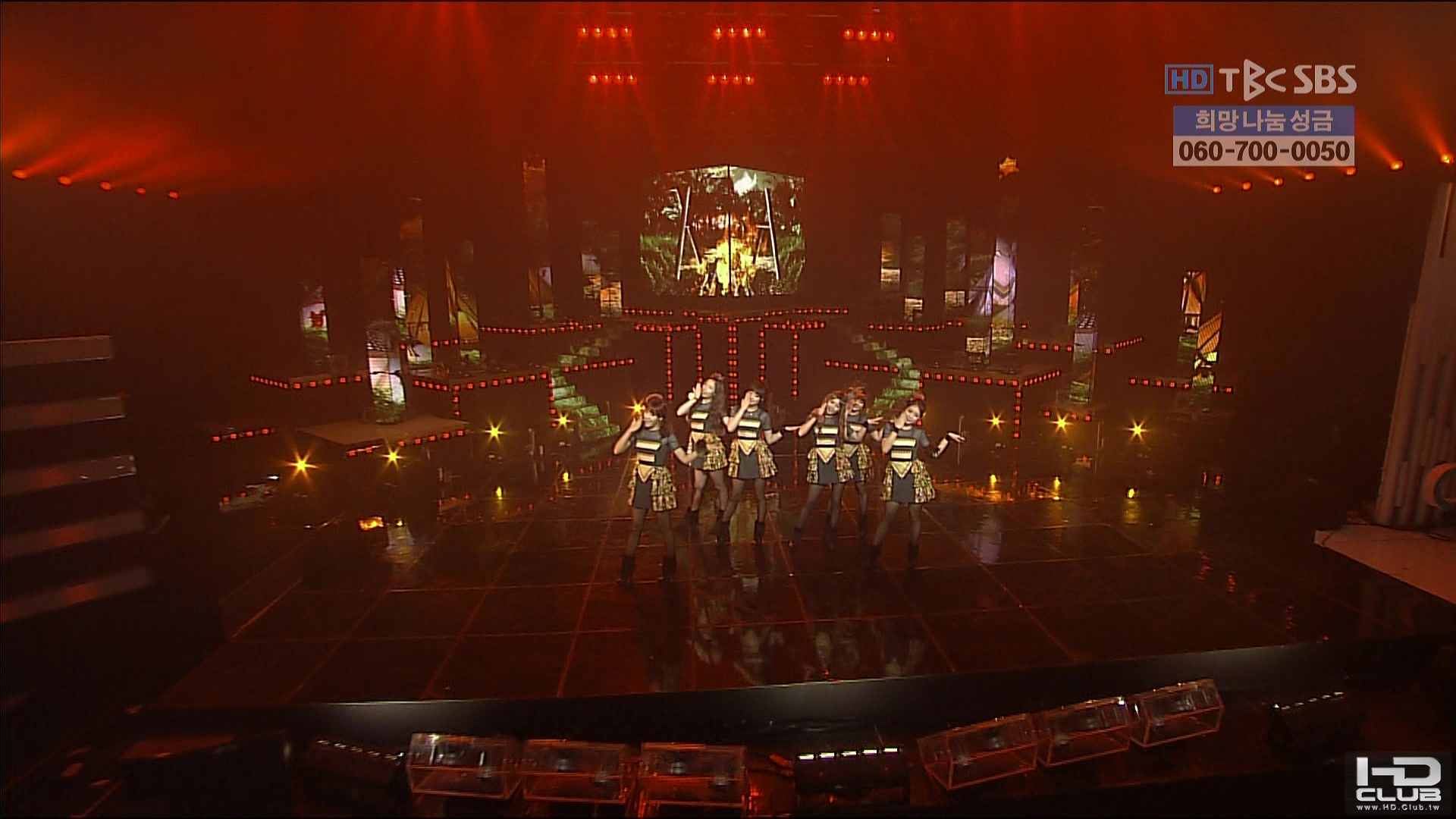 20101219_인기가요 티아라 - YaYaYa.ts_20101219_155521.jpg