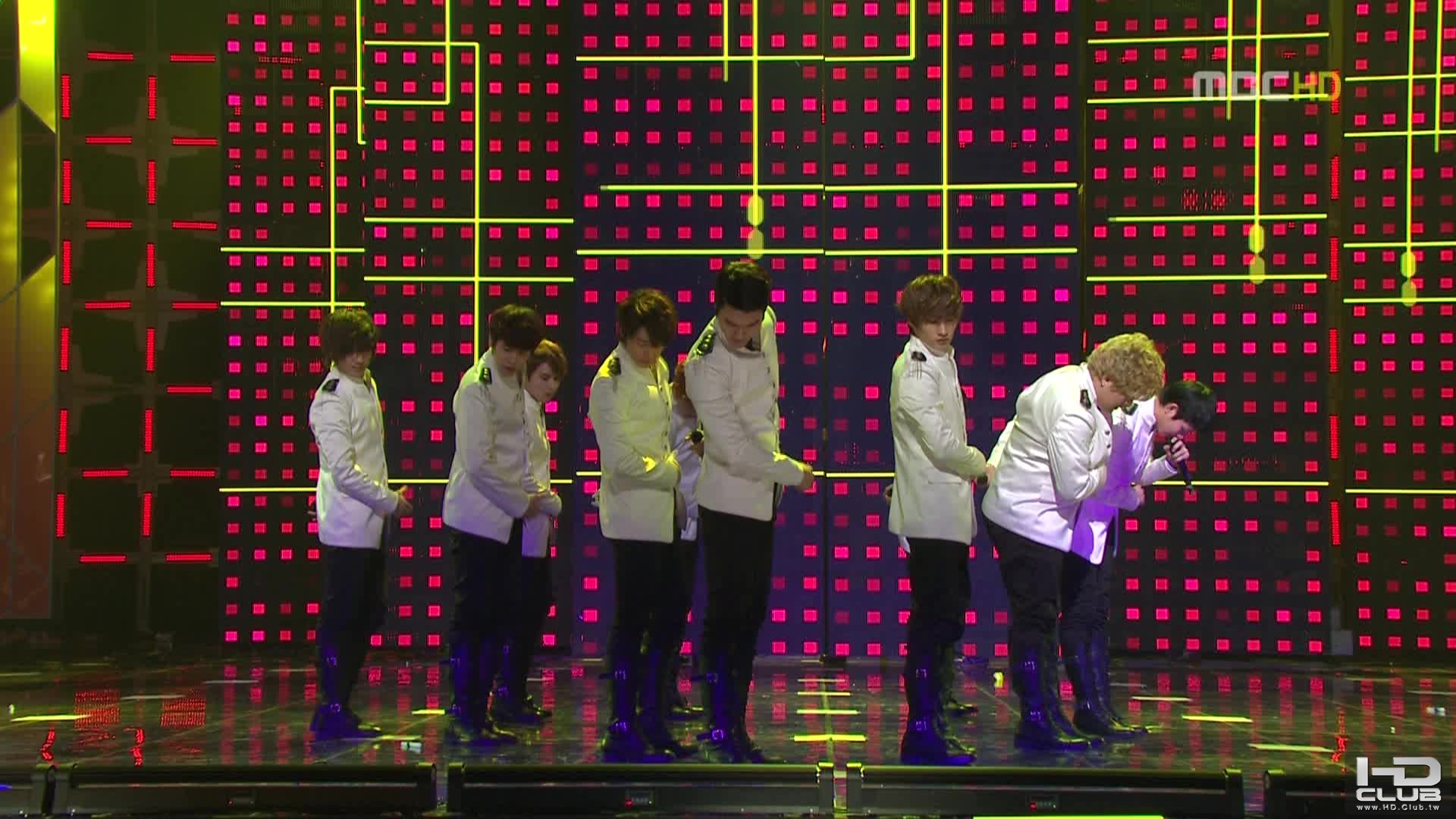 0101 2010 MBC 가요대제전 슈퍼주니어.tp_20110103_111733.jpg