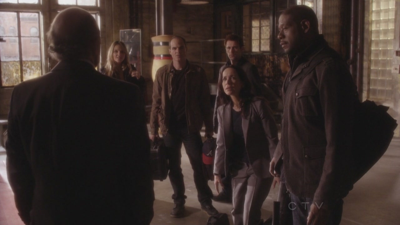 Criminal.Minds.Suspect.Behavior.S01E01.720p.HDTV.X264-DIMENSION[(059843)10-22-13].JPG