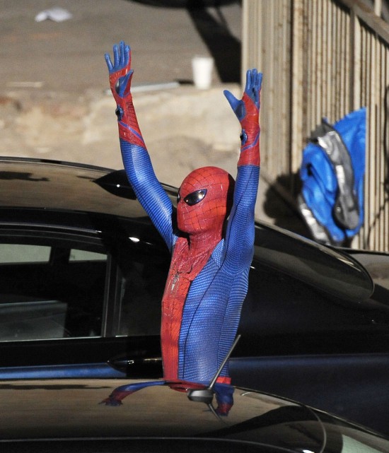 spidey_set_feb_12-550x641.jpg