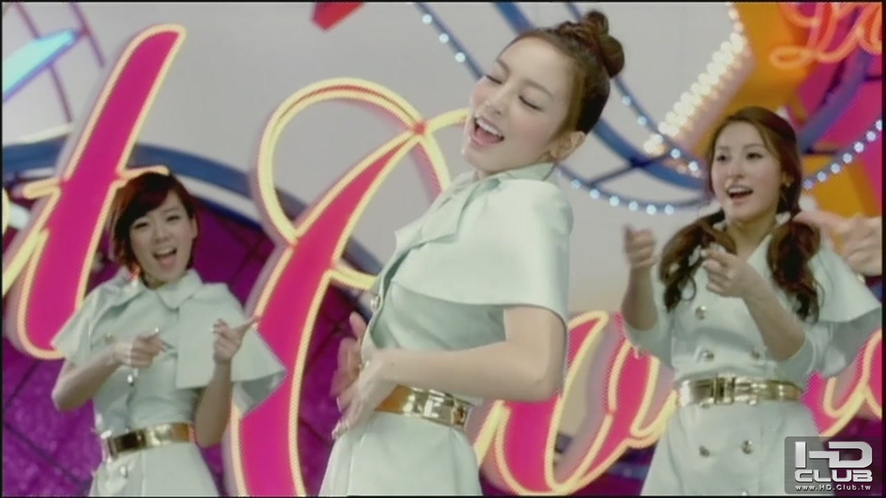 [PV]KARA - Jet Coaster Love [VMC HD 720p][08-20-35].JPG