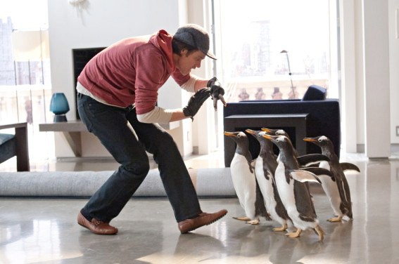 jim-carrey-mr-poppers-penguins03.jpg