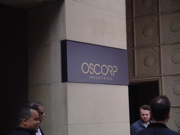 oscorp-spider-man-set-photo-600x449.jpg