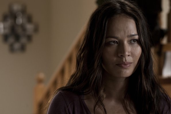 Falling Skies_101_7_Moon Bloodgood_PHKen Woroner_18776_002_0348_R_595.jpg