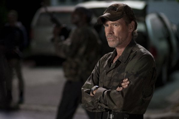 Falling Skies_101_10_Will Patton_PHKen Woroner_18776_002_0468_R_595.jpg