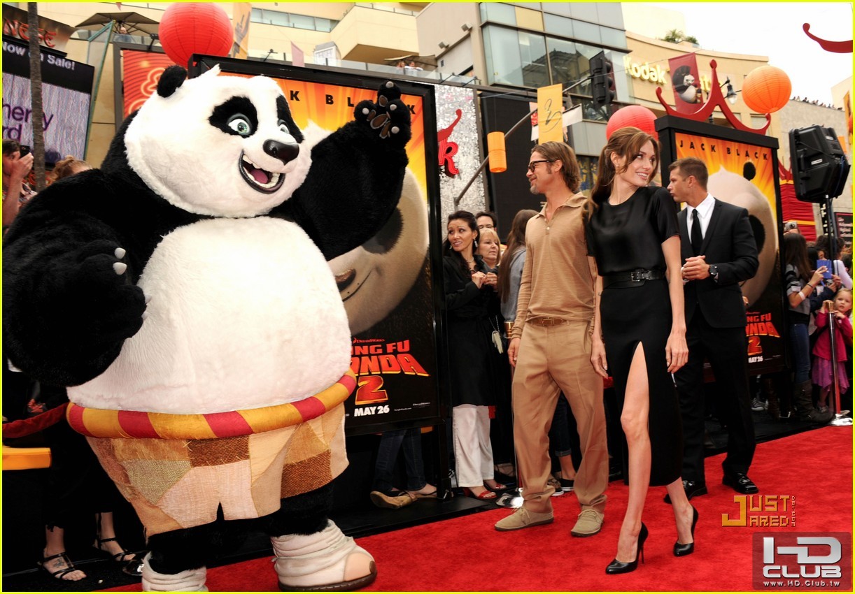 angelina-jolie-kung-fu-panda-2-premiere-06.jpg