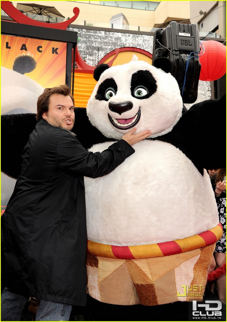 angelina-jolie-kung-fu-panda-2-premiere-16.jpg