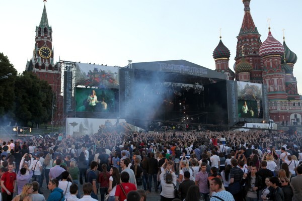 Transformers_Dark_of_the_Moon_Russia-Linkin-Park-3-600x400.jpg