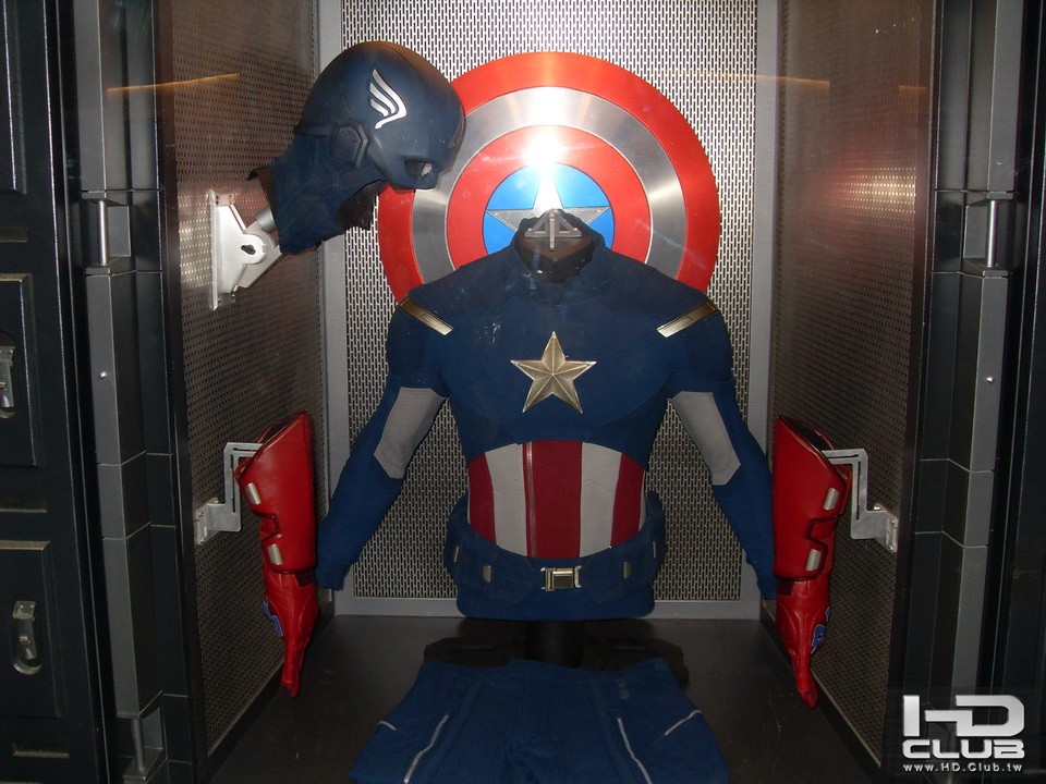 A-cap1.jpg