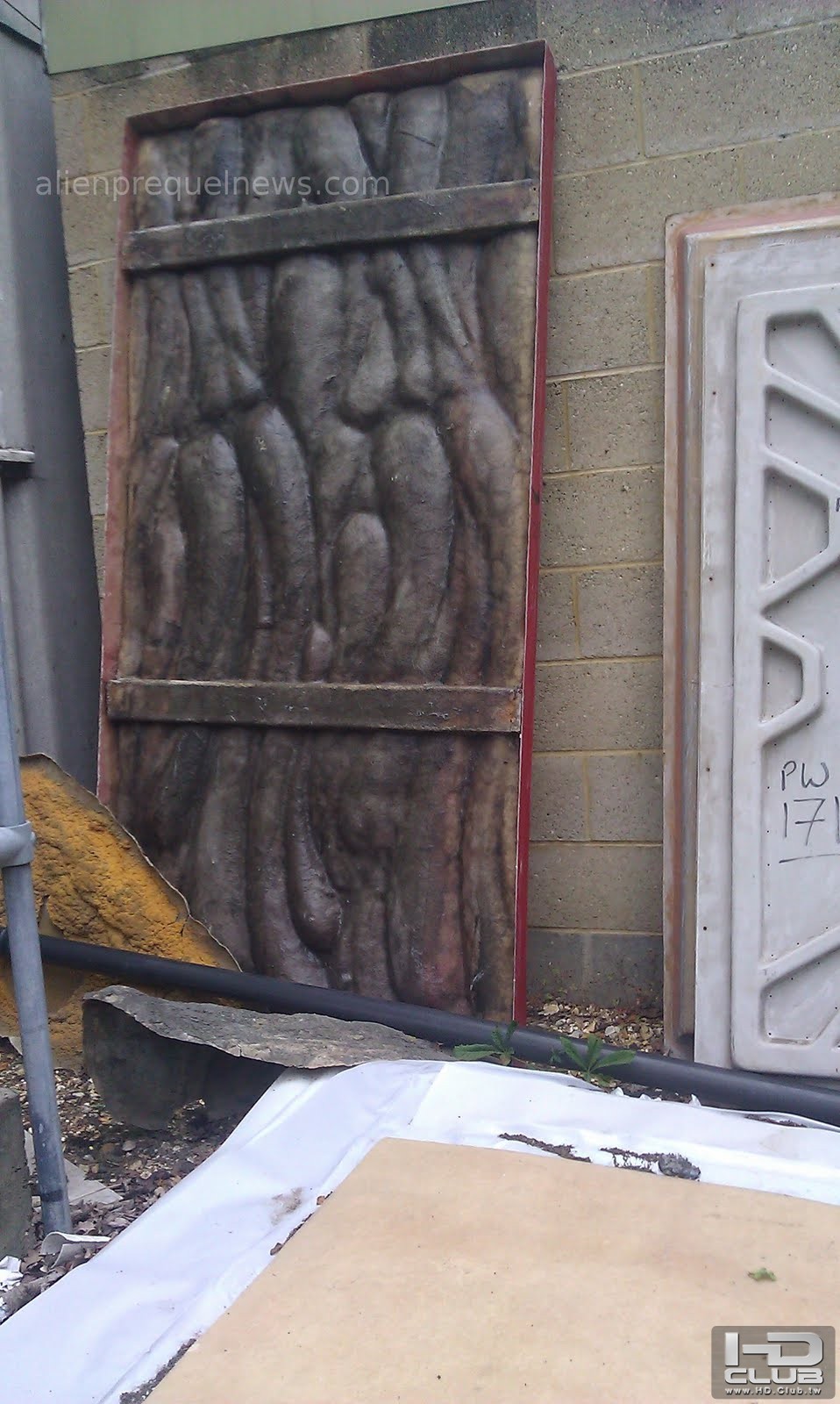img002.jpg