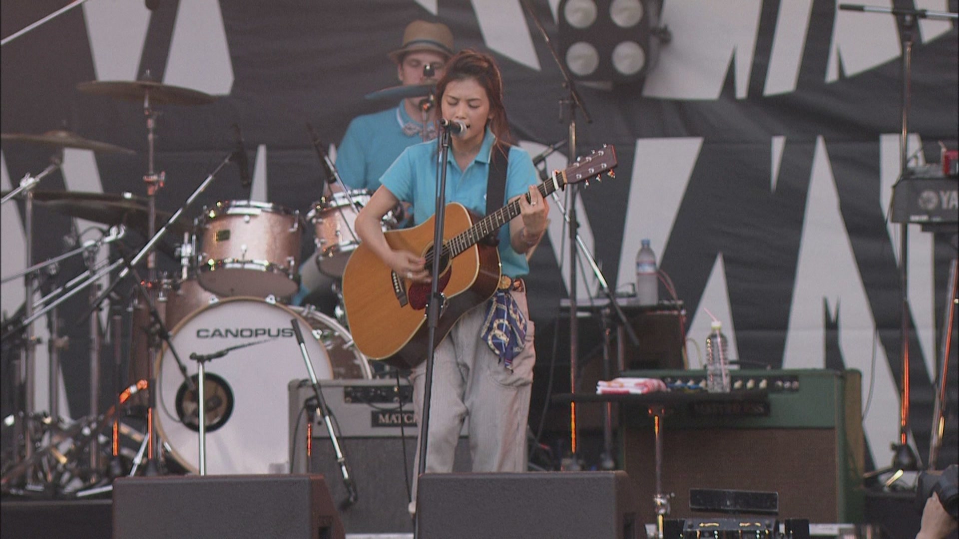 [hd.club] YUI_Your Heaven [Rock in Japan Fes. 2011_110825]_1080_AAC_498M.0826.004-1.JPG