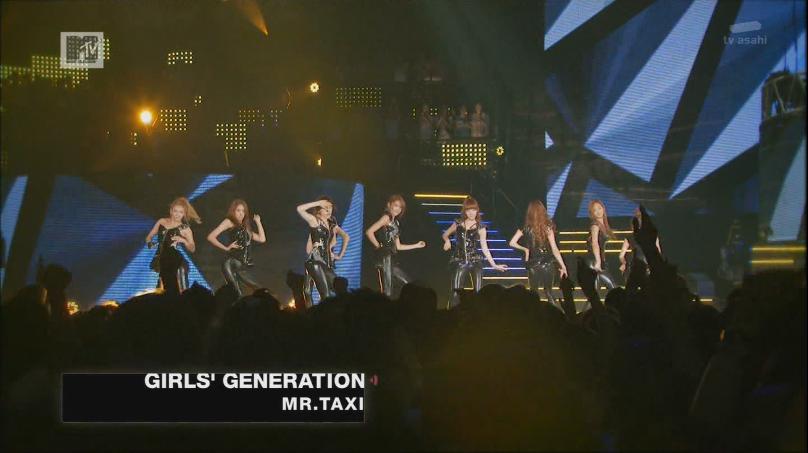 少女時代 - Mr Taxi 110625 VMAJ 朝日TV ver.jpg