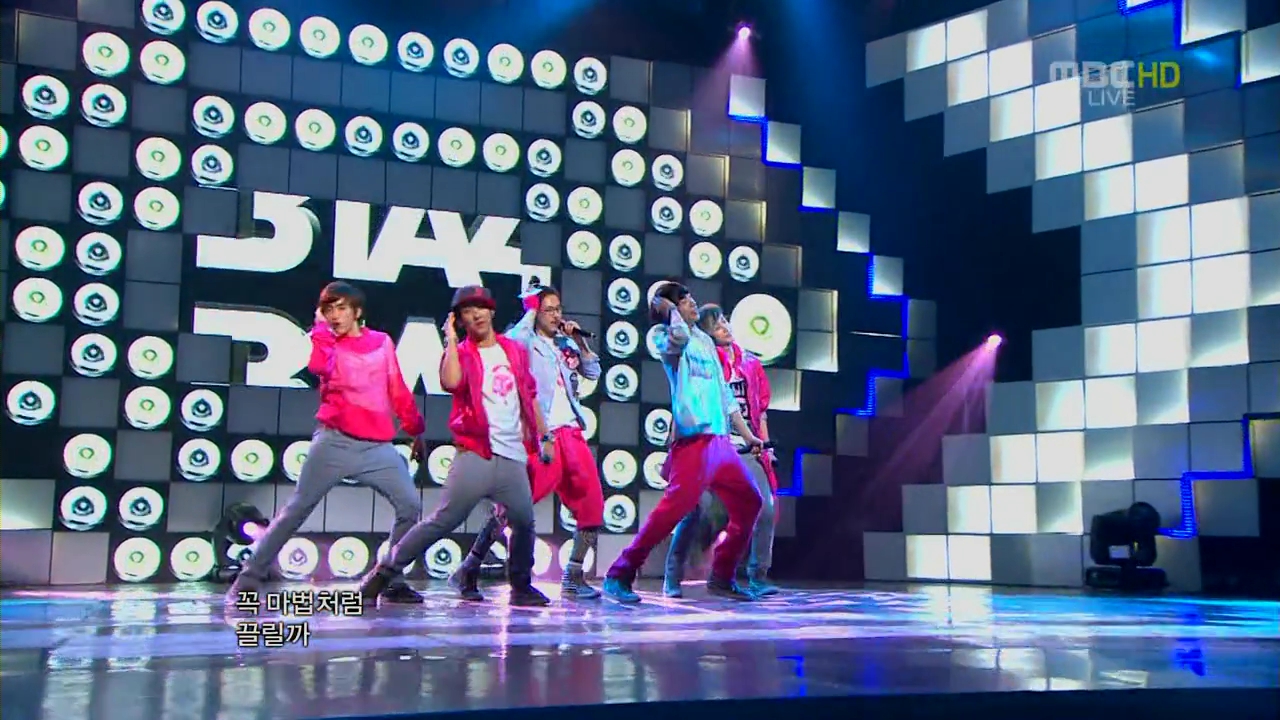 B1A4 - O.K (110423 MBC Music Core - DS) (HD-720p).mkv_000106973.jpg