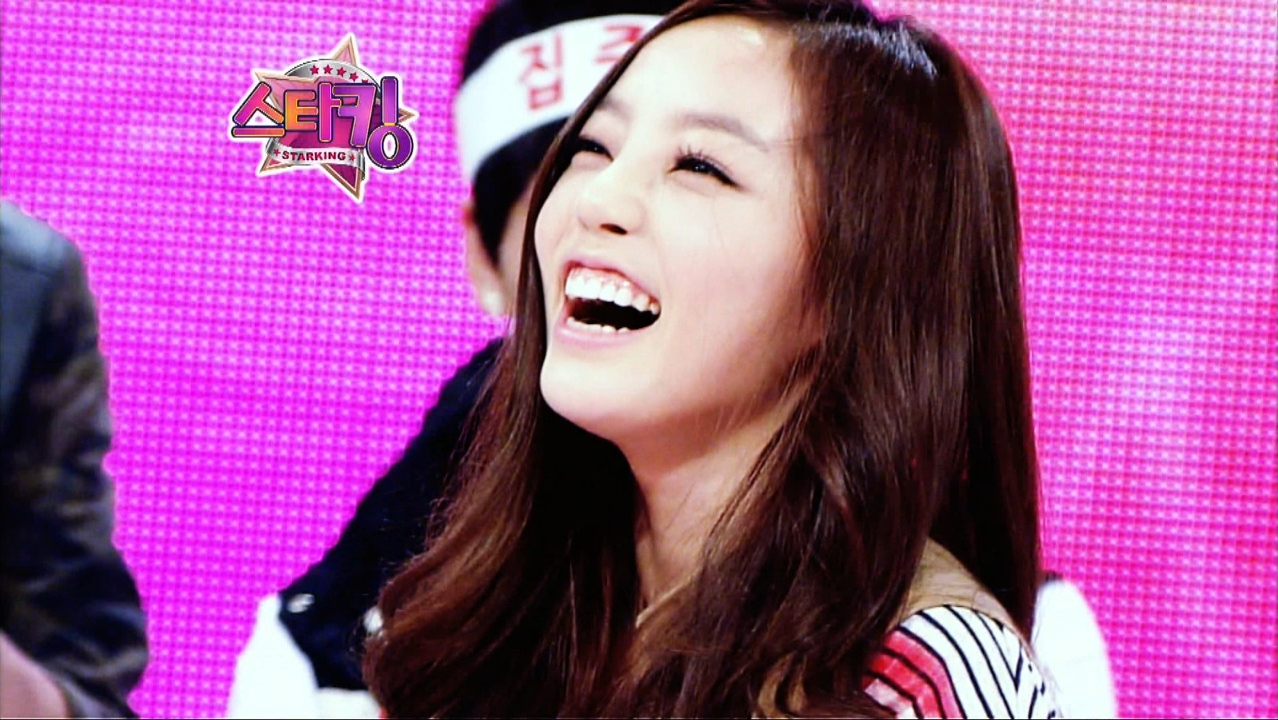 Kara cut (110924_SBS Star King E234) 6.jpg