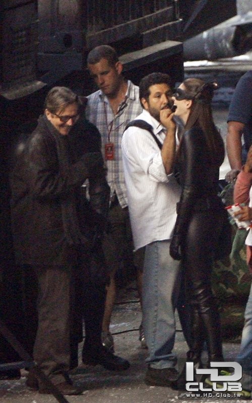 dark-knight-092411-7.jpg
