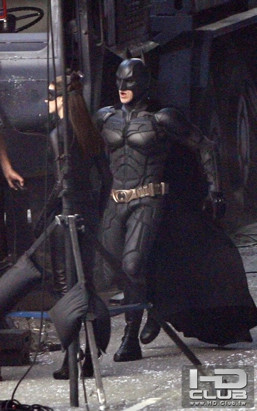 dark-knight-092411-9.jpg