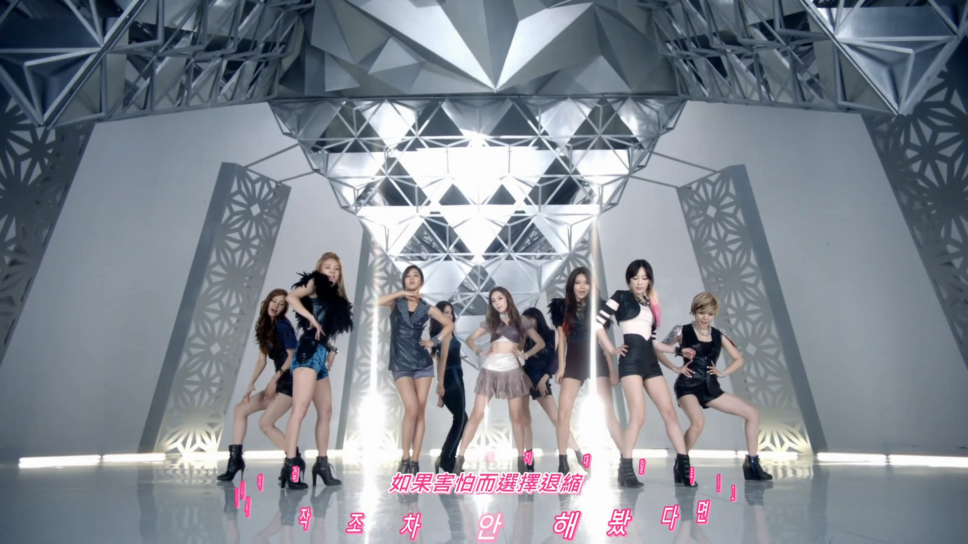 [Full HD][MV] SNSD-The Boys (Kor Ver.)[sub].avi_snapshot_01.15_[2011.10.21_14.50.15].jpg