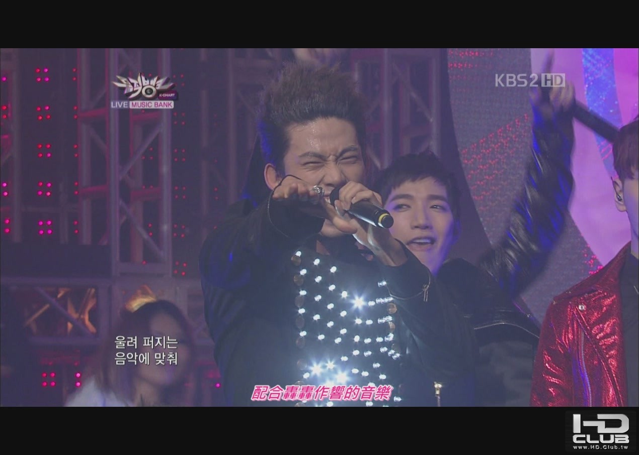 2PM - Like a Movie & Hands Up (Music Bank 110624)[14-06-46].jpg