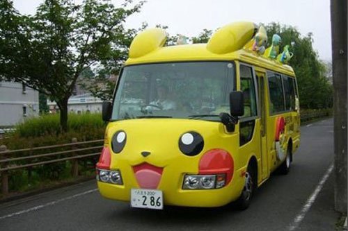 PIKACHU-BUS.JPG