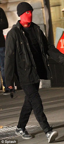 article-0-0EDDA11600000578-246_224x500.jpg