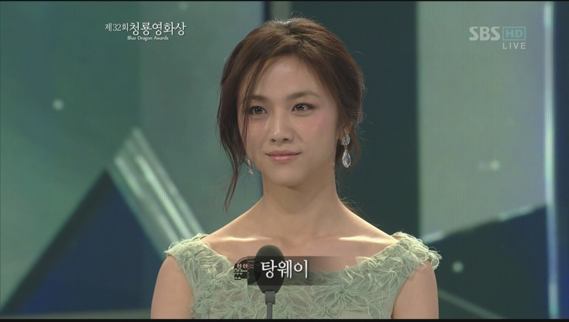 111125 SBS 第32屆 青龍電影獎 湯唯 CUT.JPG