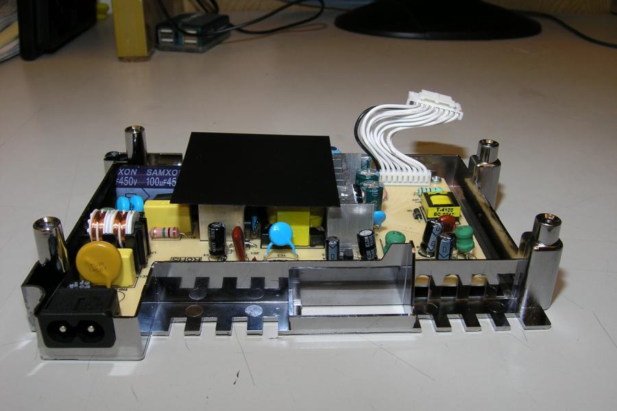 底部安裝架已修改