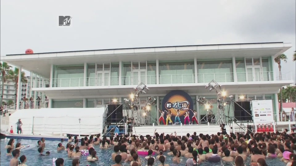 [hd.club] KARA_ミスター [MTV Zusihi Festival_100827]_1080_AAC_461M.012-5.JPG