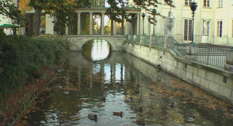 LAZIENKI Park HDV 1080i[(005342)23-33-52].JPG
